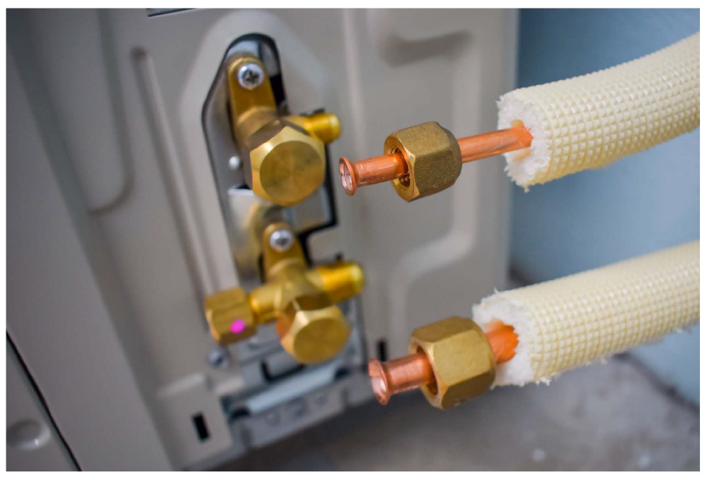 Aer condiționat GREE Fairy &ndash; kit complet de instalare inclus &icirc;n pachet